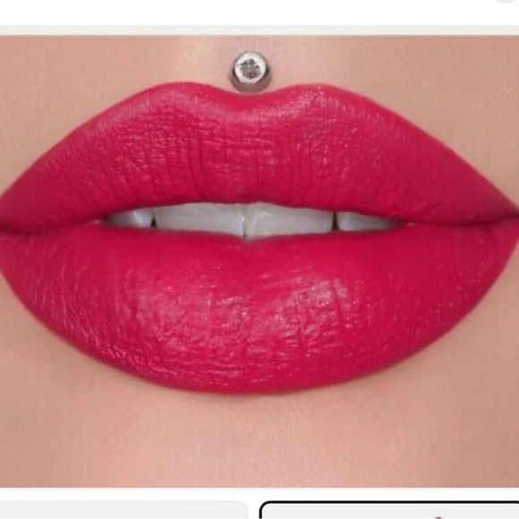 Jeffree Star Velvet Trap Lipstick in Cherry Wet - Brand New In Box. - Picture 3 of 3
